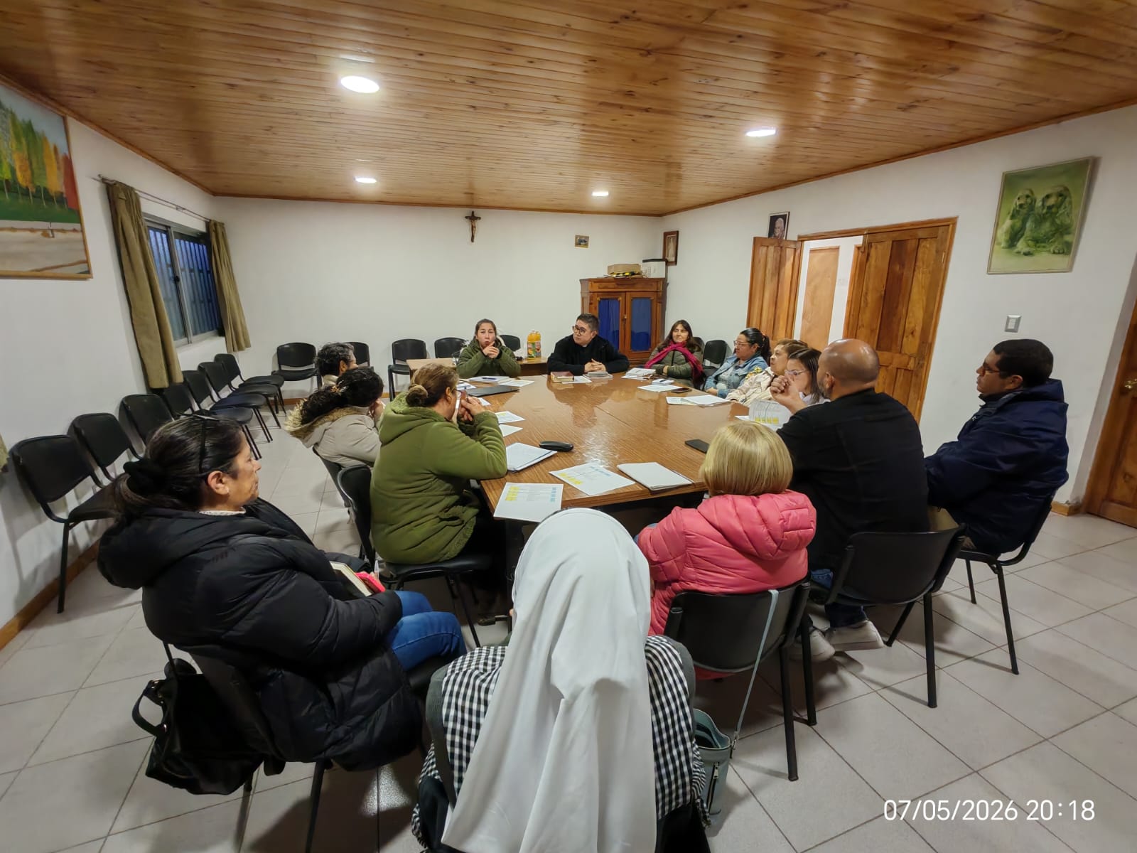 CATEQUISTAS SE REÚNEN PARA REFLEXIONAR